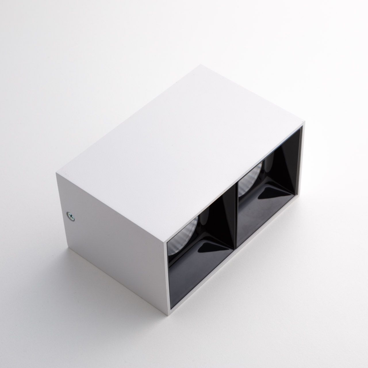 Накладной светильник Yeelight Pro S21 (мощность 16 Вт, угол рассеивания 30°, не поворотный, белый)