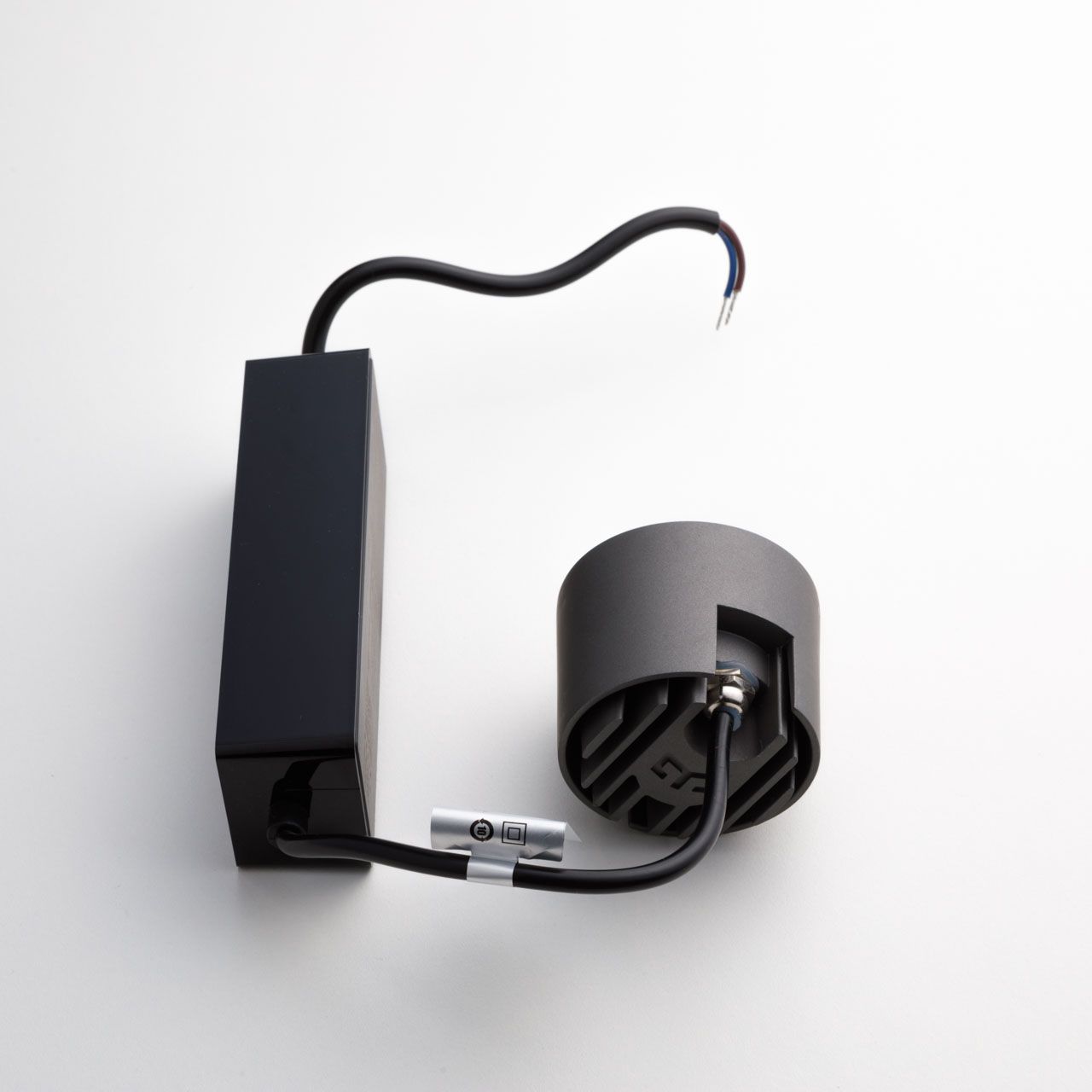 Встраиваемый светильник Yeelight Pro S21 (downlight, мощность 10 Вт, угол рассеивания 36°)