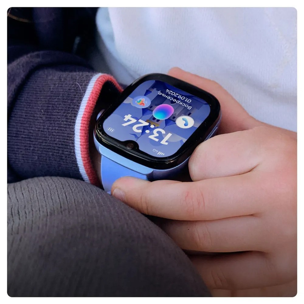 Детские умные часы Elari KidGram Watch 4G (синий)