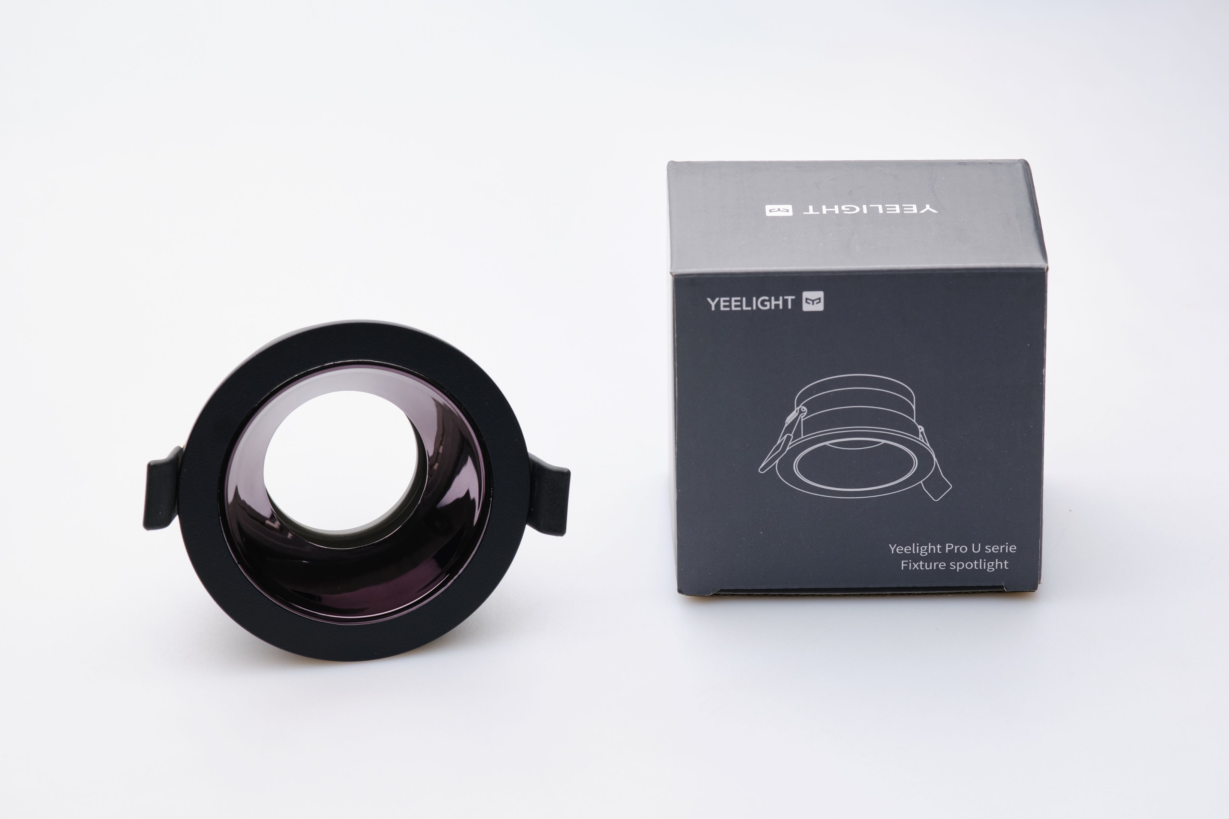 Рамка для встраиваемого светильника Yeelight Pro U (круг, черный)