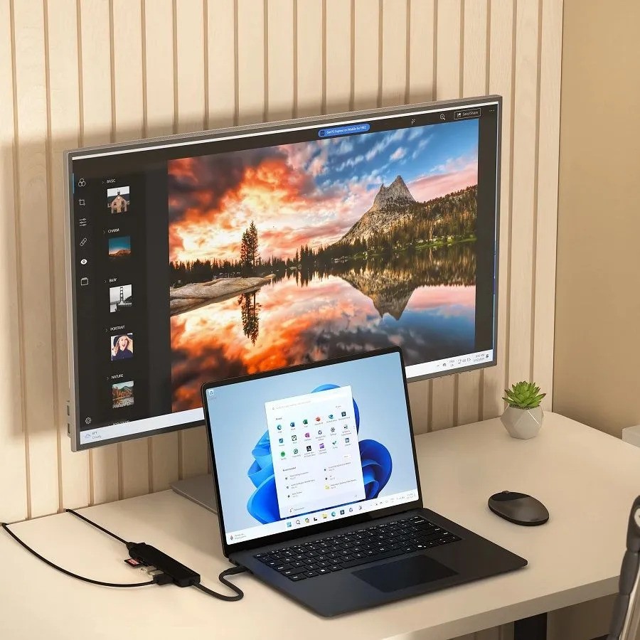 Адаптер Satechi 7-in-1 USB-C (7-в-1, черный)